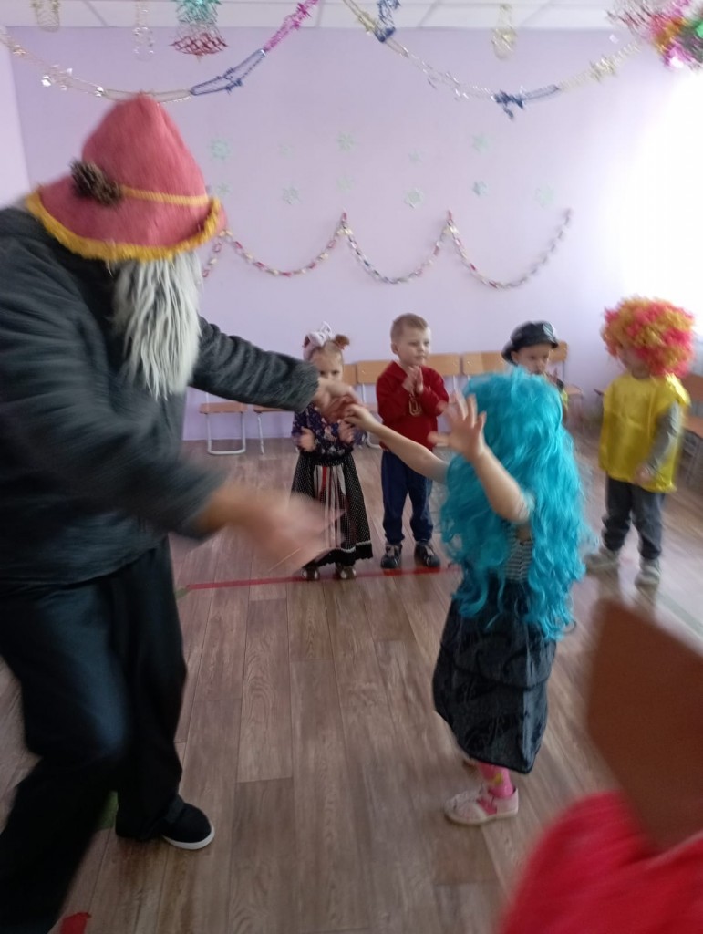 Отворяй ворота пришла коляда! 4