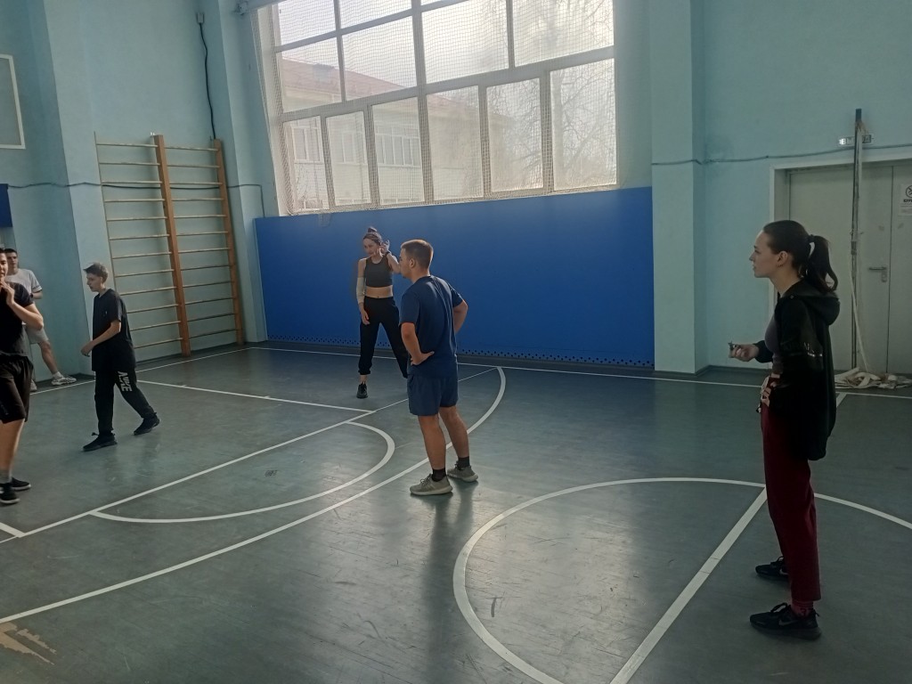 Школьные Спортивно-массовые соревнования по стритболу. 25